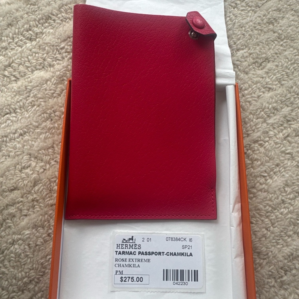 Hermès Passport Holder Rose Extreme